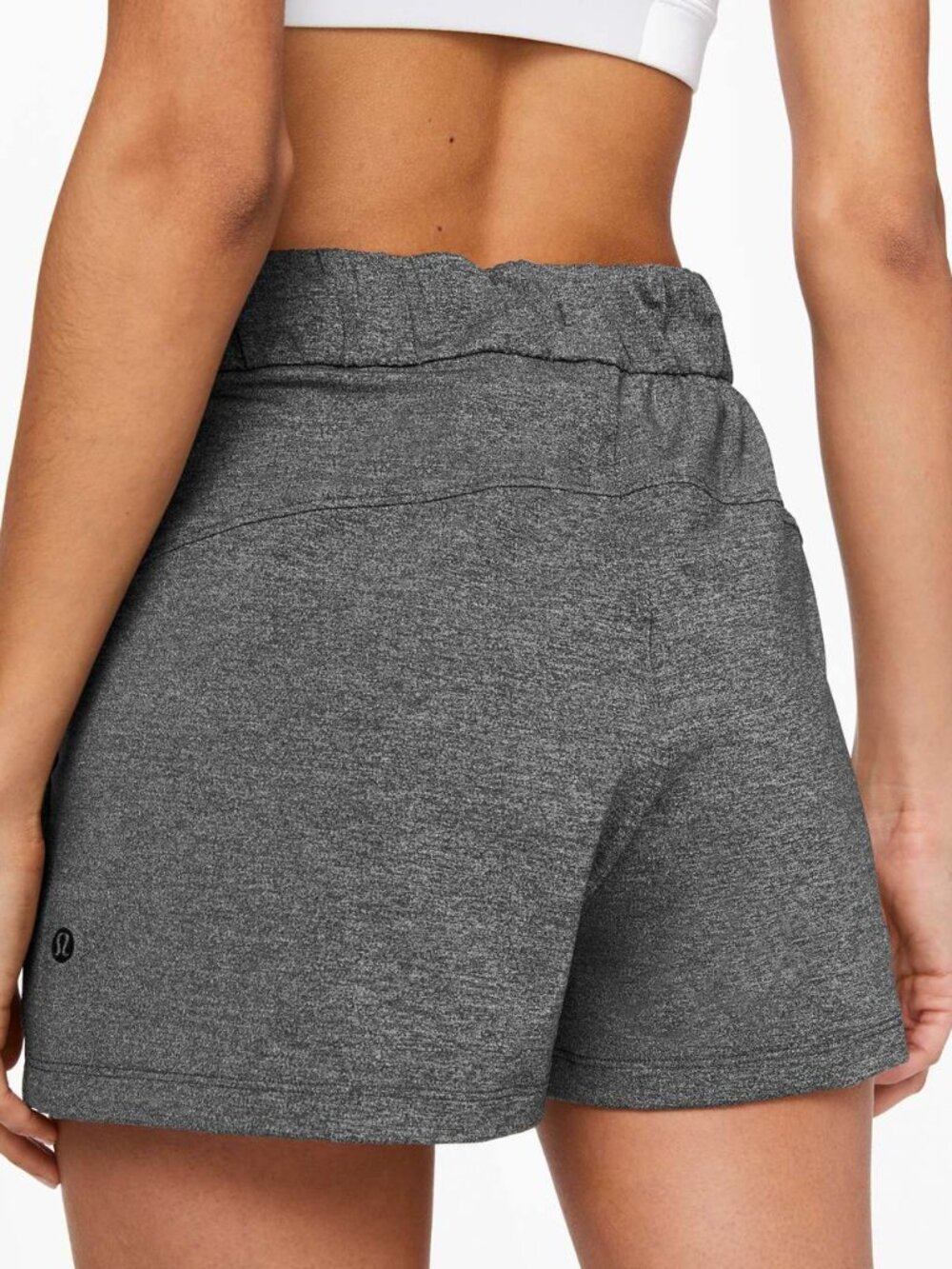 NWOT Lululemon On The Fly Short *2.5" Heathered Black size 10
